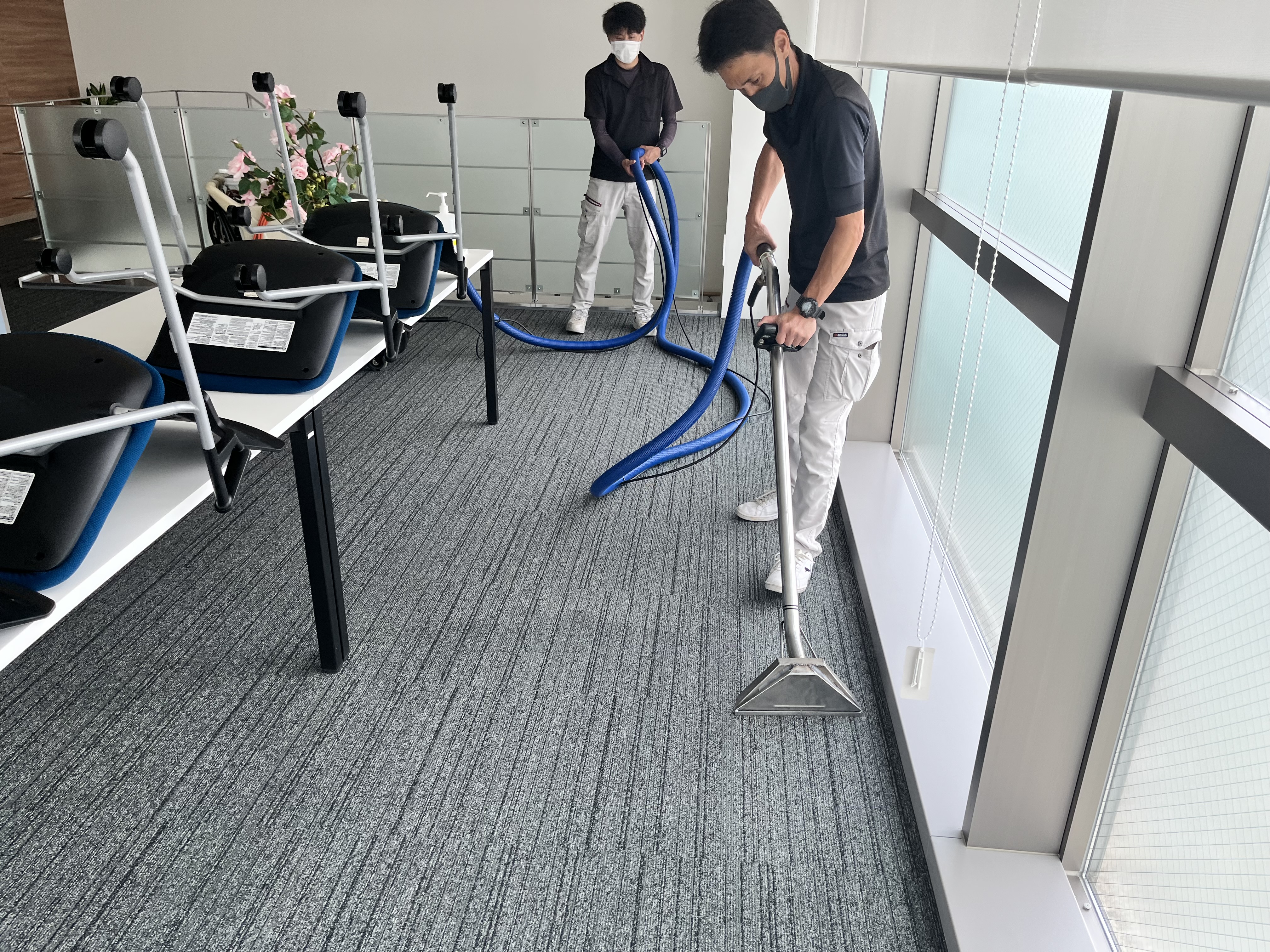 カーペットクリーニング