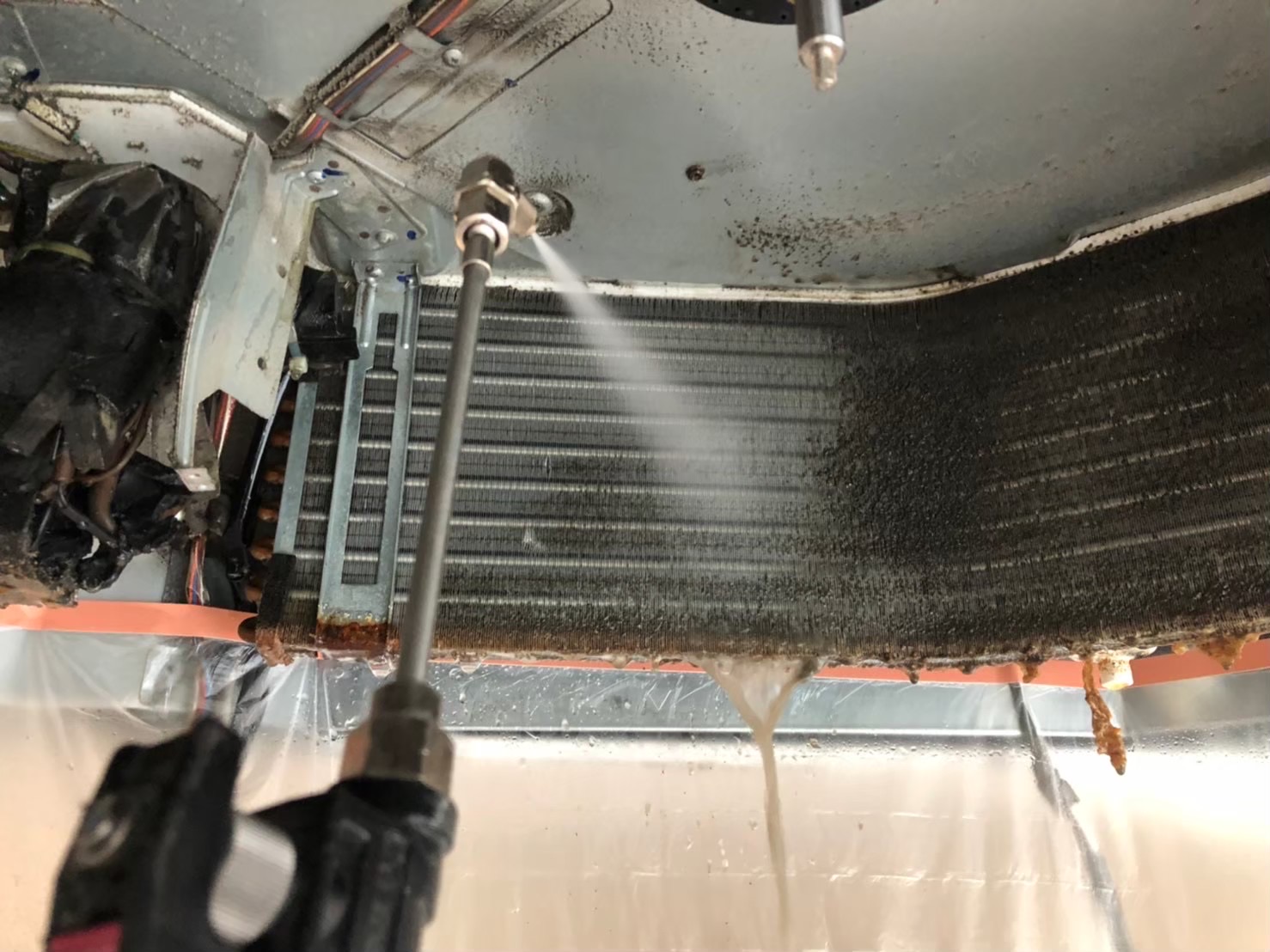 エアコンクリーニング